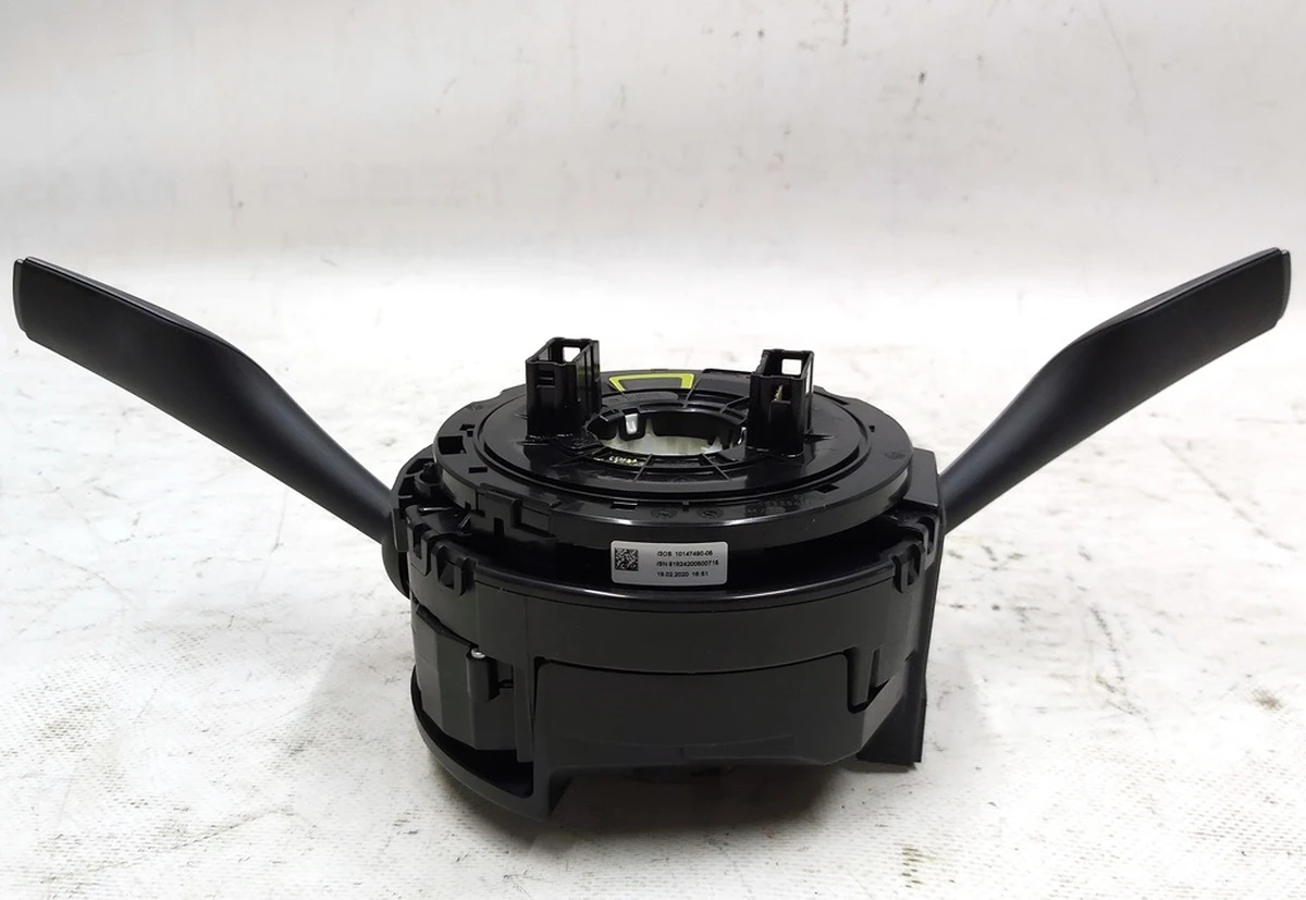 3 STEER COLMN CNTRL MODULE KOSTAL Tesla model 3 Tesla model Y 1097662-00-O