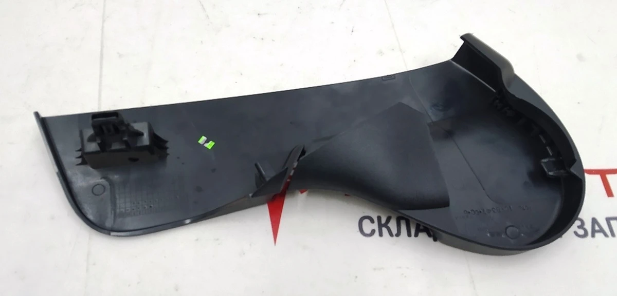 10 Накладка декоративна сидіння пасажира нижня ліва Tesla Model 3, Model Y 1557724-00-E