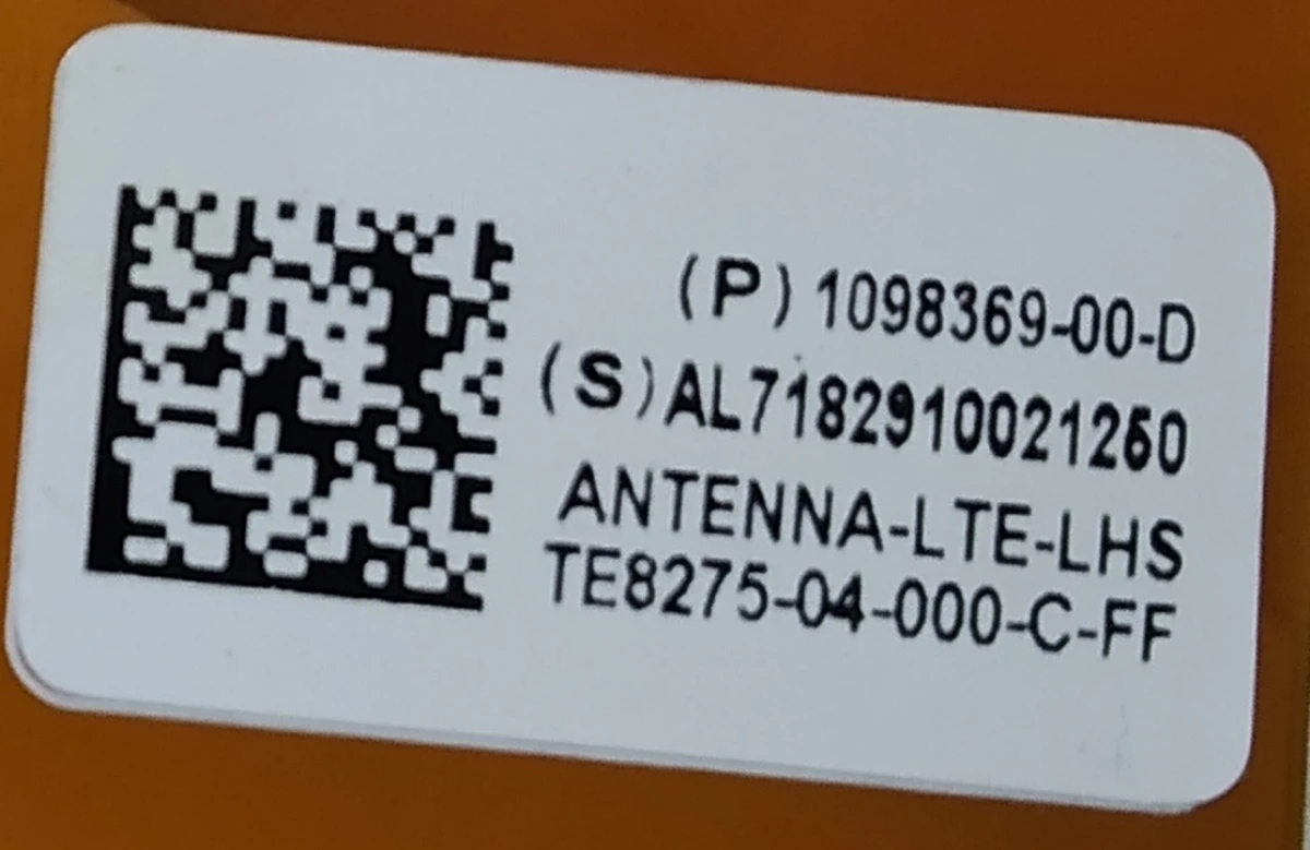1 Антена LTE дзеркала зовнішнього лівого PREMIUM Tesla model 3 1110777-96-G