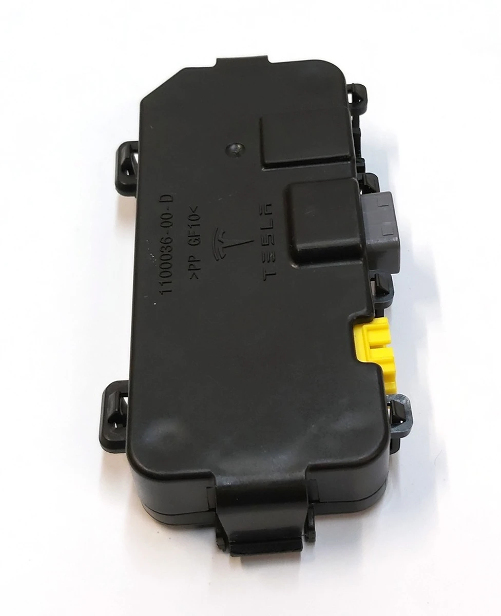 2 Блок управления пассажирского сиденья Tesla model 3, model Y 7654324-01-B