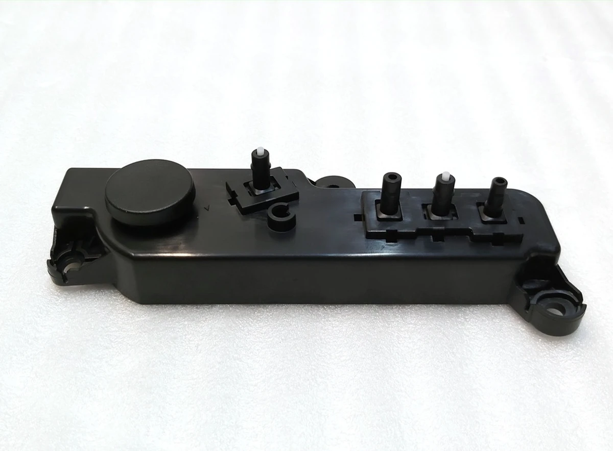 5 1st row 8way & lumbar switch - right hand drive - right hand Tesla Model 3, Model Y 1098530-00-F