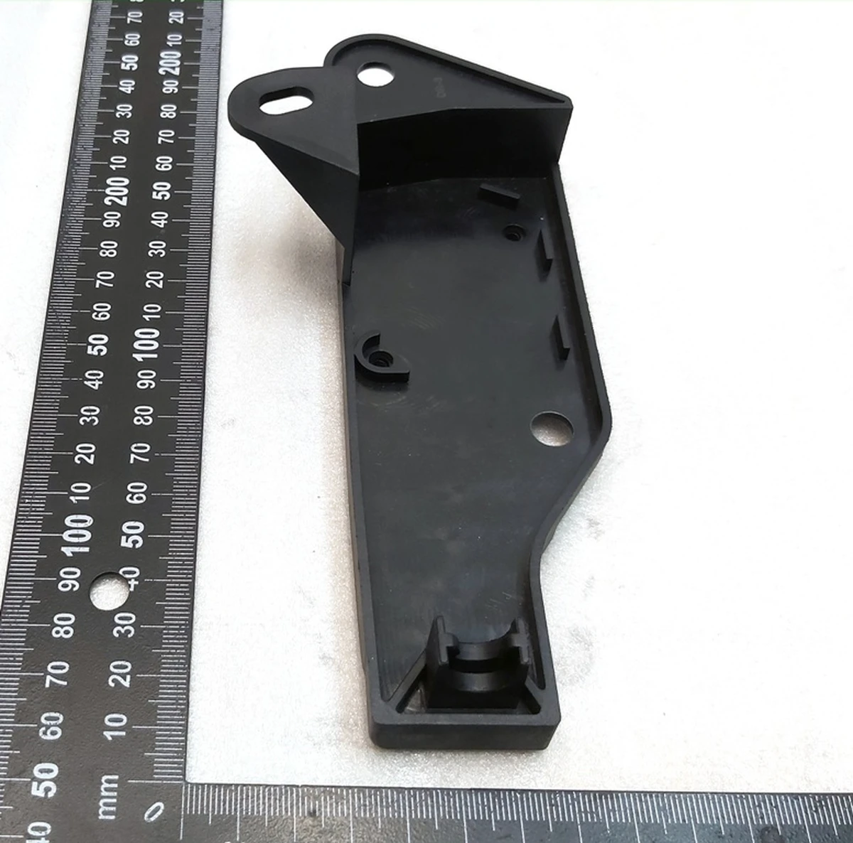 Electric Left Closure Bonnet Lock Drive Bracket Tesla Model 3 1098789-00-D