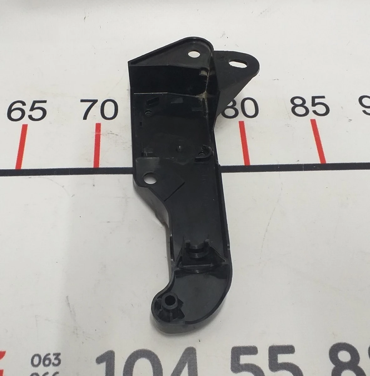 Electric Right Opening Bonnet Lock Bracket Tesla model 3 1098790-00-D