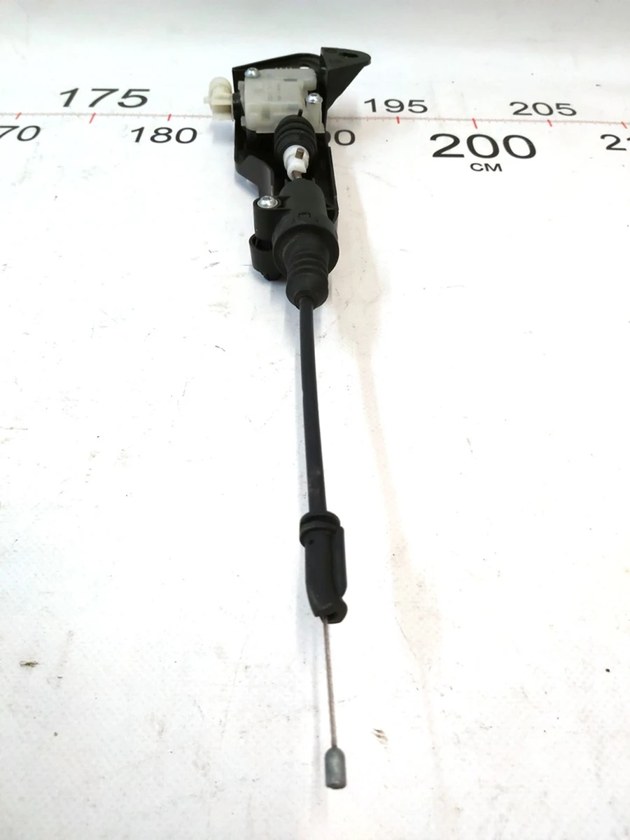 5 Привід замка капота електричний правий відкриття з кронштейном в зборі Tesla Model 3 1098790-00-D