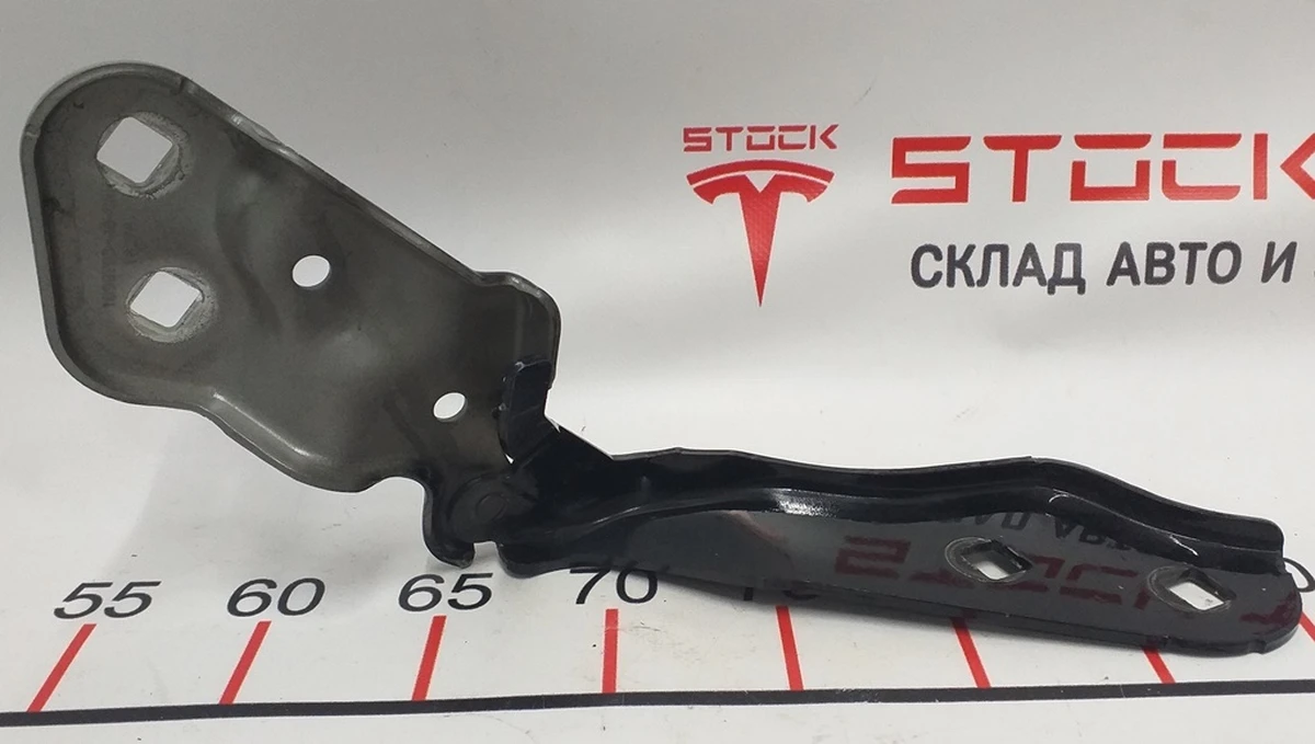6 Петля кріплення капота права PBSB Tesla model 3 1098793-00-D