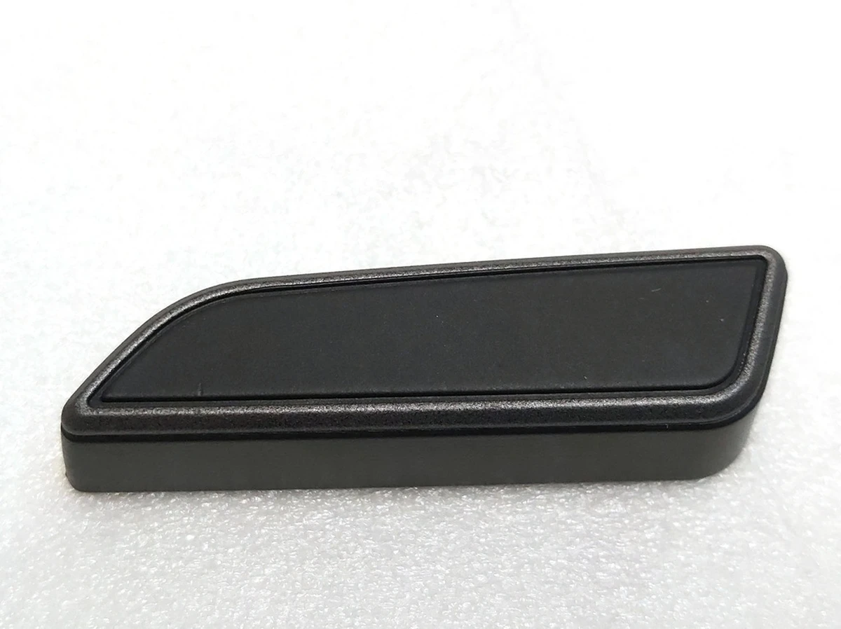 1 Кнопка регулювання положення нижньої частини сидіння водія GRAPHITE Tesla model 3, model Y 1098840-00-D