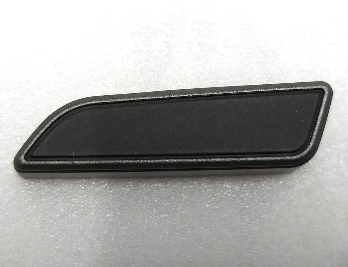 1 Кнопка регулювання положення нижньої частини сидіння водія GRAPHITE Tesla model 3, model Y 1098840-00-D