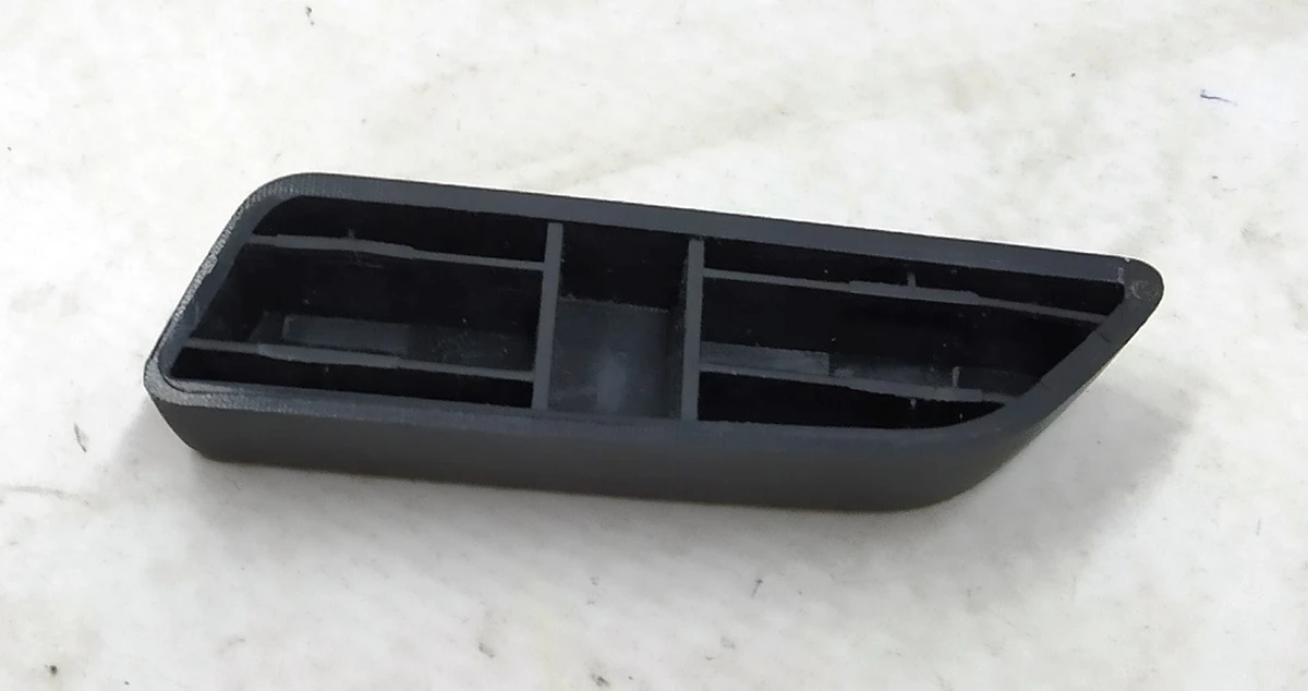 7 FIRST ROW CUSHION SWITCH CAP - RIGHT HAND Tesla Model S REST, Model X, Model 3, Model Y 1098842-00-D