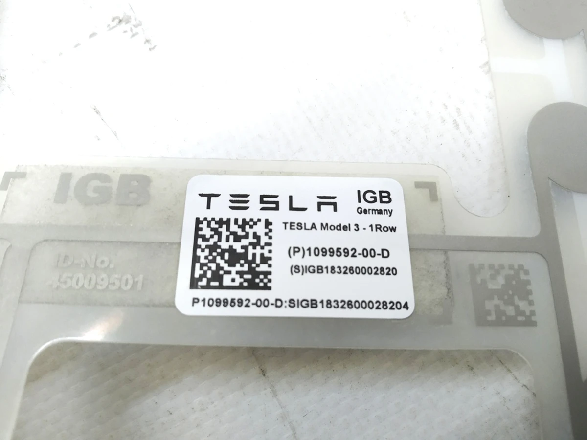 Датчик присутності пасажирського сидіння водія Tesla Model S REST, Model S Feb 2021, Model X, Model X Mar 2021, Model 3, Model Y 1099592-00-D