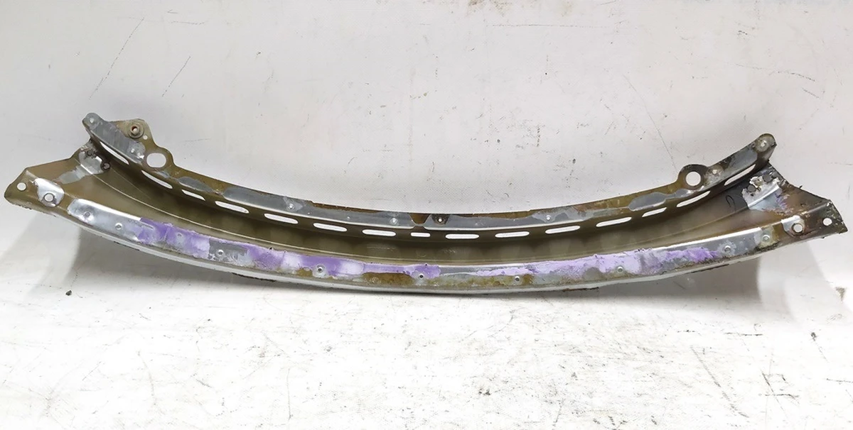 1 Усилитель-распорка задней полки (опора стекла панорамы) Tesla model 3 1099605-S0-А