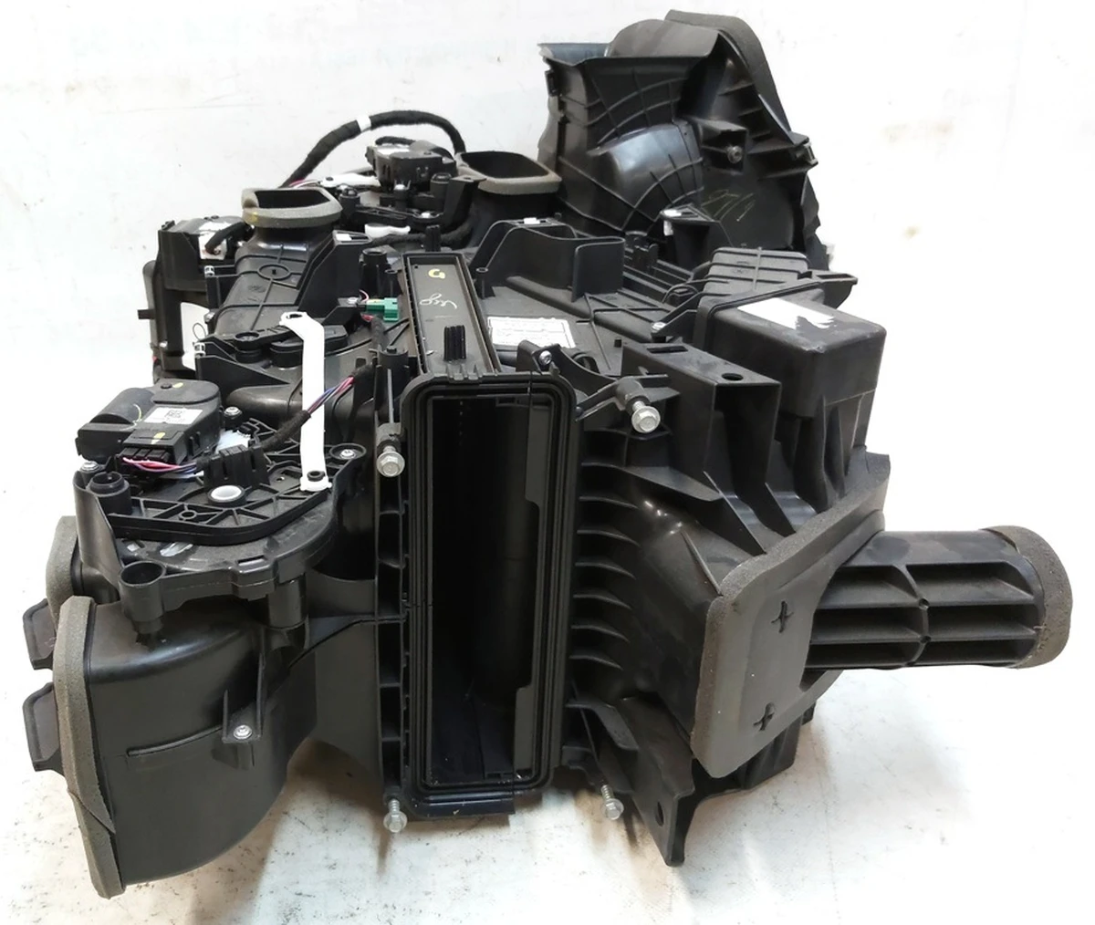 6 HVAC MODULE, without heating element Tesla model 3 1099999-00-I