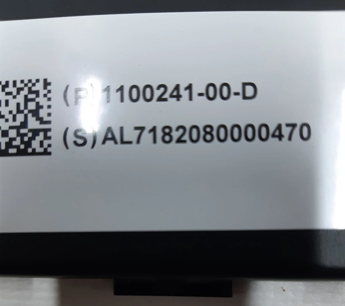 21 Electronic key interaction unit (SECURITY CONTROLLER) Tesla model 3 1100241-00-G