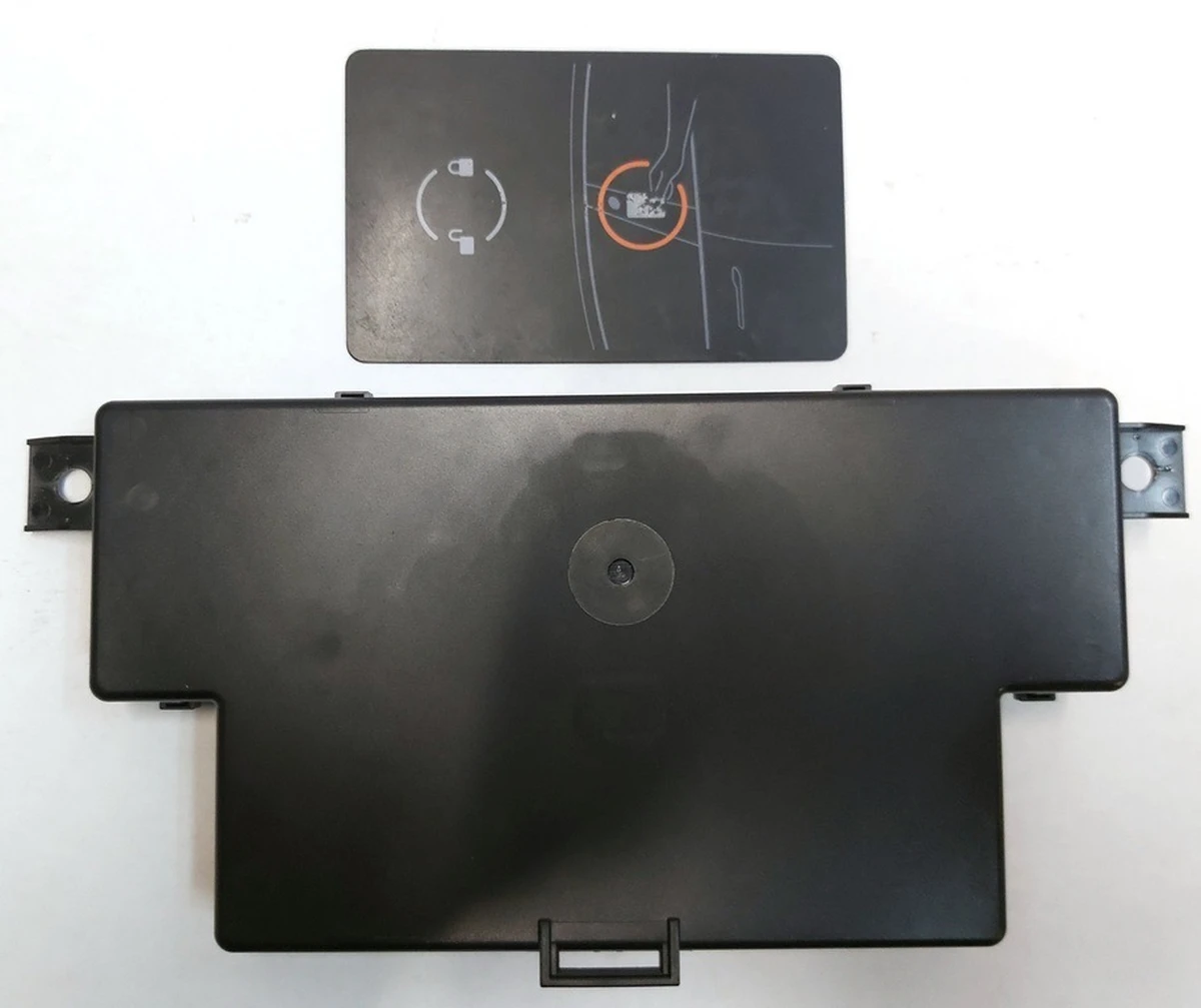 Block and electronic key (card) kit Tesla model 3, model Y 1100241-00-E