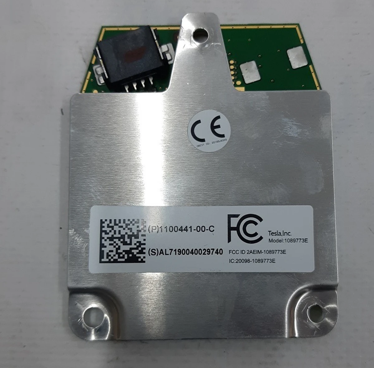 7 Блок електронної камери стійки-B зовнішньої правої некондиція Tesla model 3 1100441-00-C