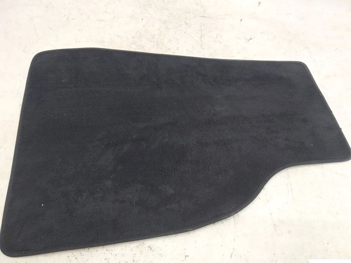 2 Replacement OE Carpet Mats [LHD] - front only - PART (damaged) Tesla model X 1100517-00-С