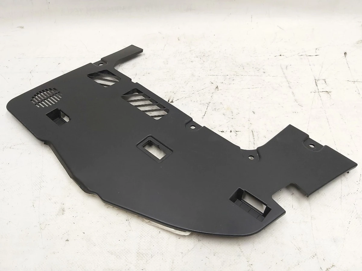 3 Панель ниши для ног пассажира верхняя Tesla model 3 1100553-00-F