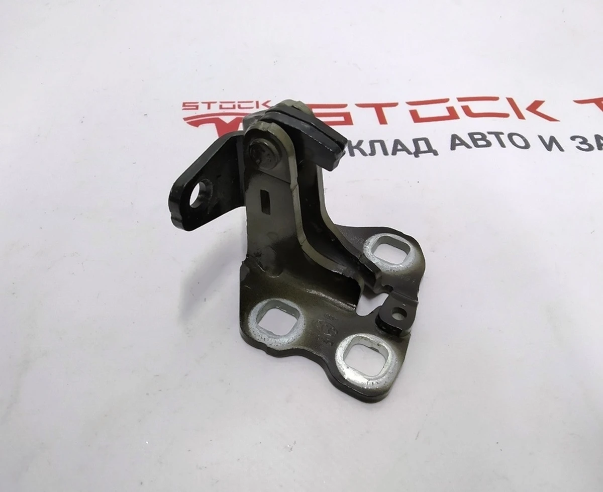 3 Петля двери передней правой верхняя PBSB Tesla model 3 1101034-00-F