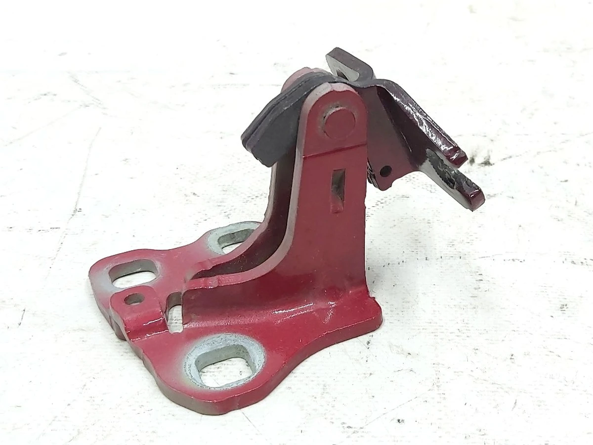 3 Петля двери передней правой верхняя PPMR Tesla model 3 1101034-00-F