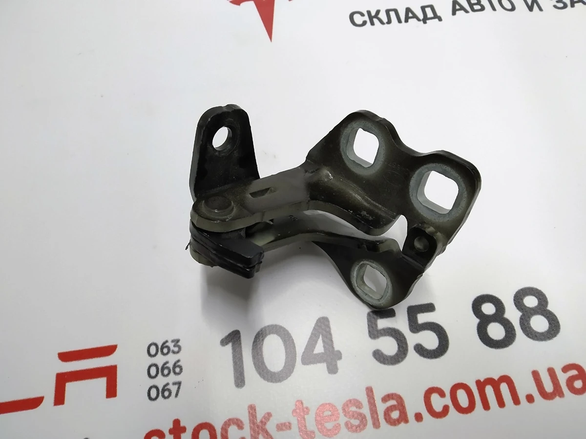 3 Door hinge front left upper PBSB Tesla model 3 1101035-00-F