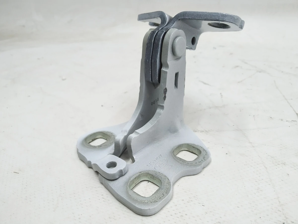 3 Door hinge front left upper PPSW Tesla model 3 1101035-00-F