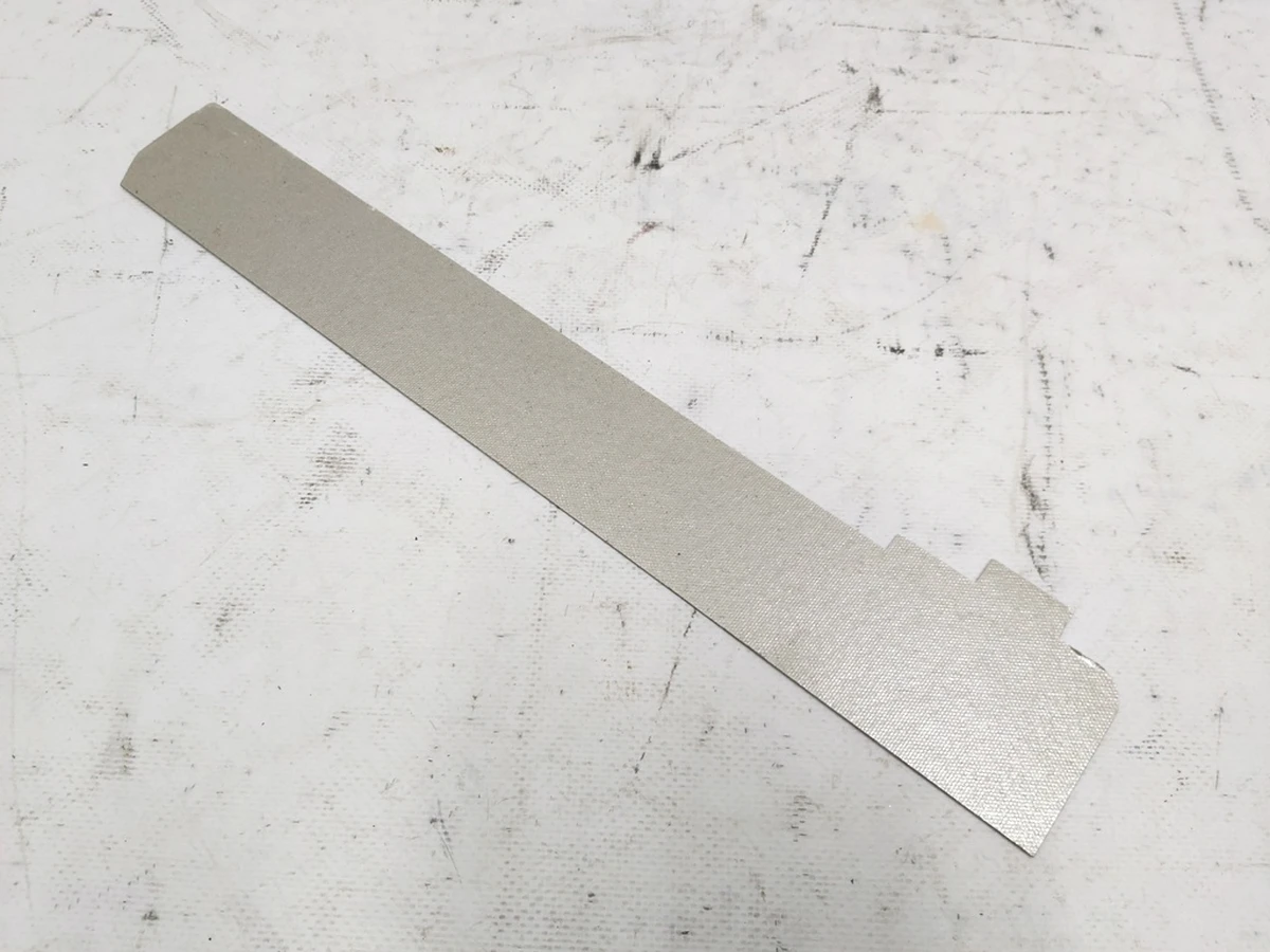 Пластина-ізолятор текстолітова основної батареї фігурна Tesla model S REST 1101082-00-O