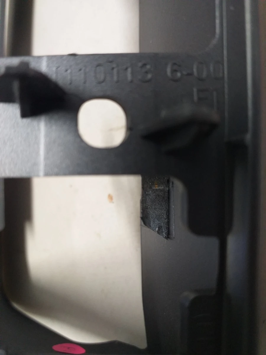 13 Display bracket housing Tesla model 3, model Y 1101136-00-F