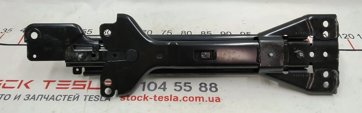 2 Салазка подвійного лівого/одинарного правого сидіння 2-го ряду права в зборі Tesla model X 3123713-03-A