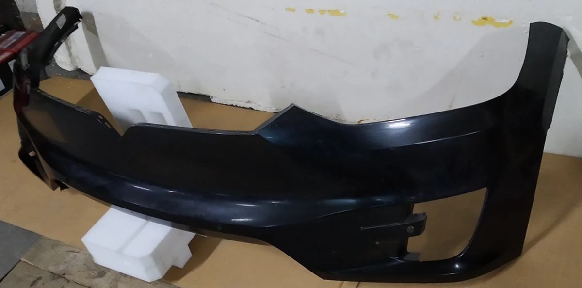 1 Бампер передній (AUTOPILOT) OBSIDIAN BLK у зборі з кронш. кріп. парктроників та протитум. фар (дрібні подряпини) Tesla model X 1091879-S1-A