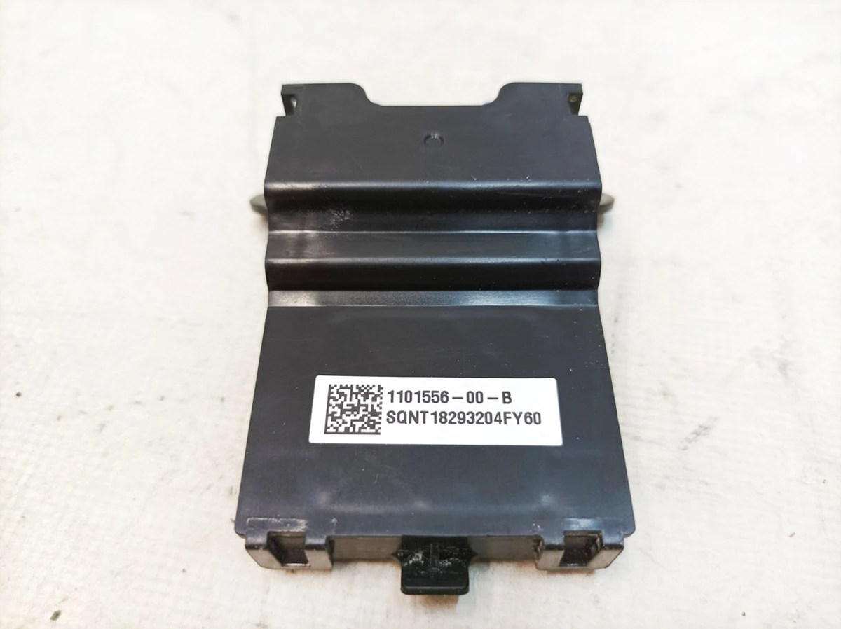 3 Контролер модуля керування рульовою колонкою (окислена) Tesla model 3 1101556-00-C