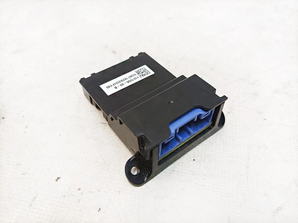 3 Контролер модуля керування рульовою колонкою (окислена) Tesla model 3 1101556-00-C