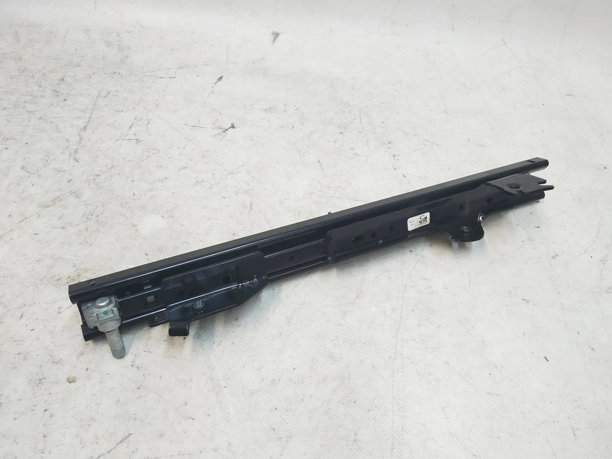 12 Салазка сидіння 1-го ряду права в зборі Tesla model 3, model Y 1107103-00-J