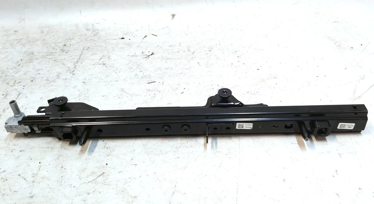 12 Салазка сиденья 1-го ряда правая в сборе Tesla Model 3, Model Y 1107103-00-H