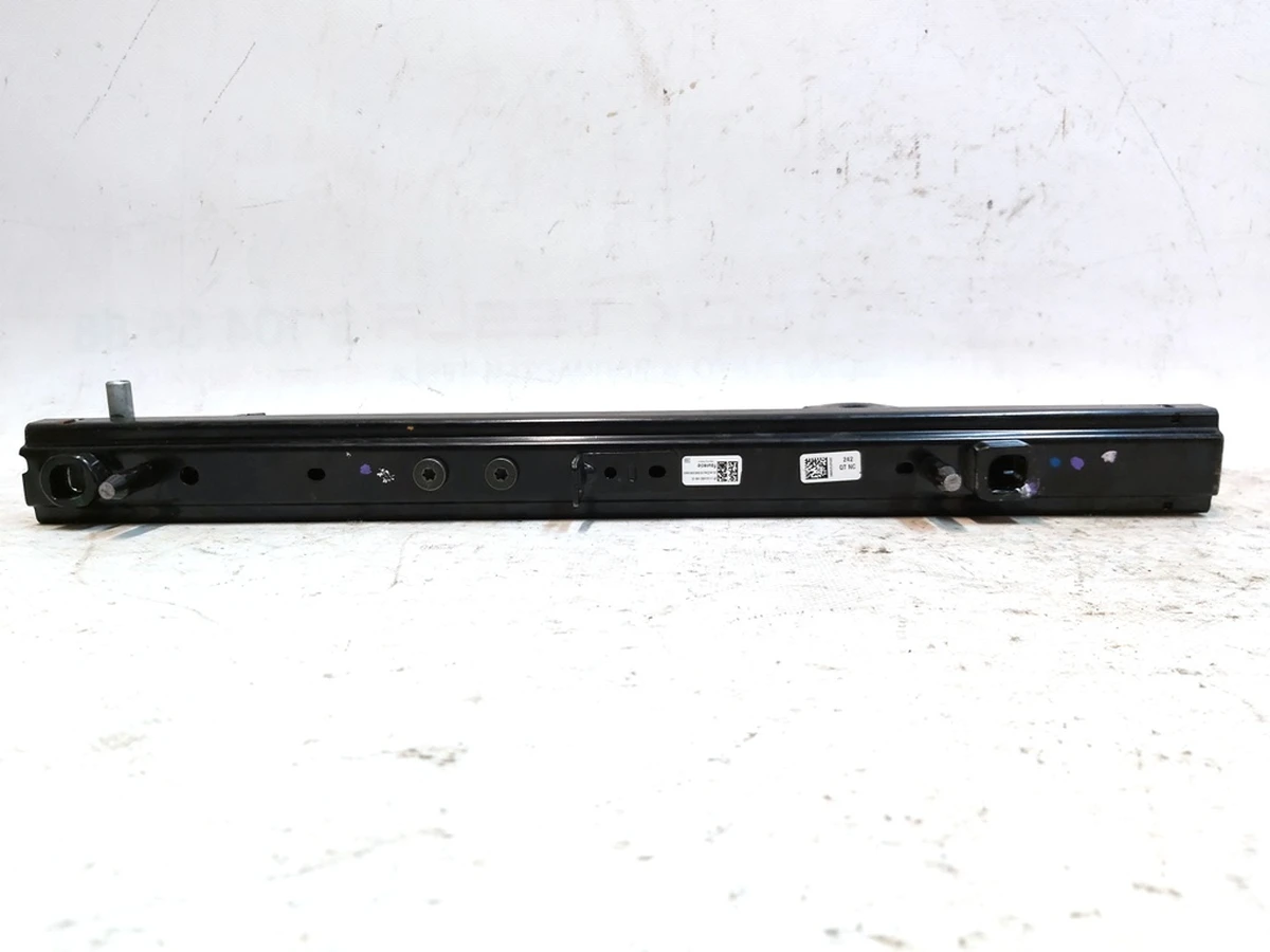 12 Салазка сиденья 1-го ряда правая в сборе некондиция Tesla Model 3, Model Y 1107103