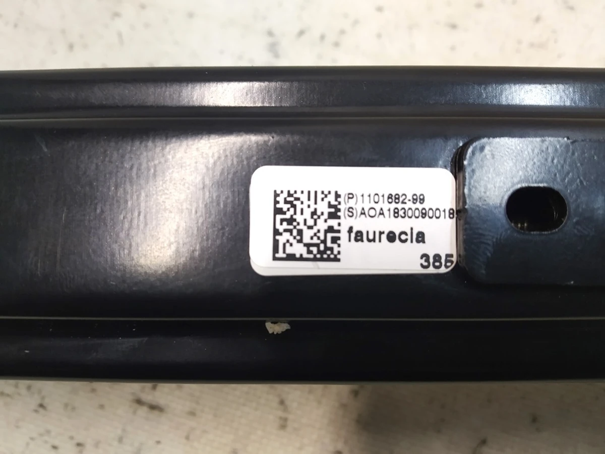 12 Driver's / passenger's seat sled, right Tesla Model 3, Model Y 1107103