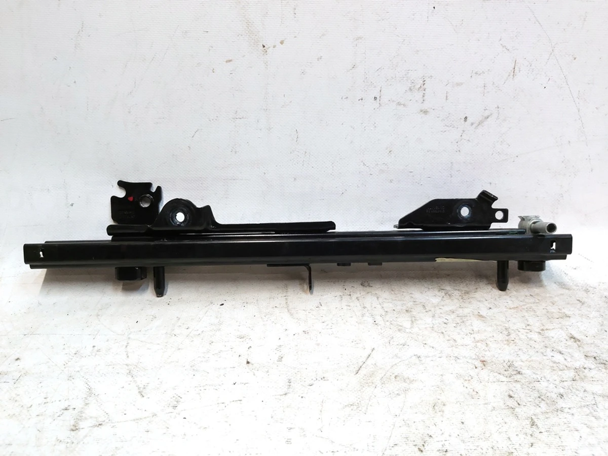 12 Left driver/passenger seat slide assembly Tesla Model 3, Model Y 1107103