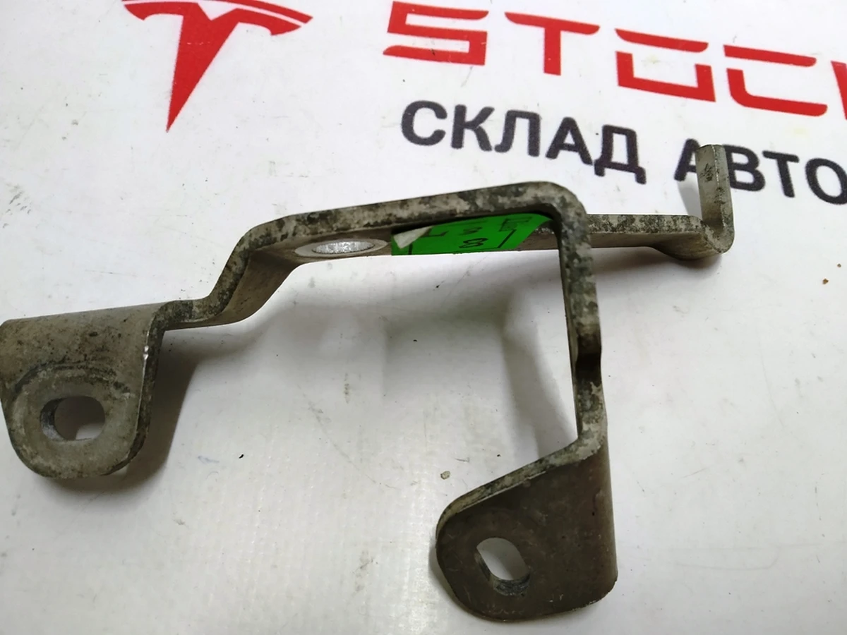Кронштейн електропроводки гальма стоянки лівий Tesla model X, model S REST 1101850-00-B