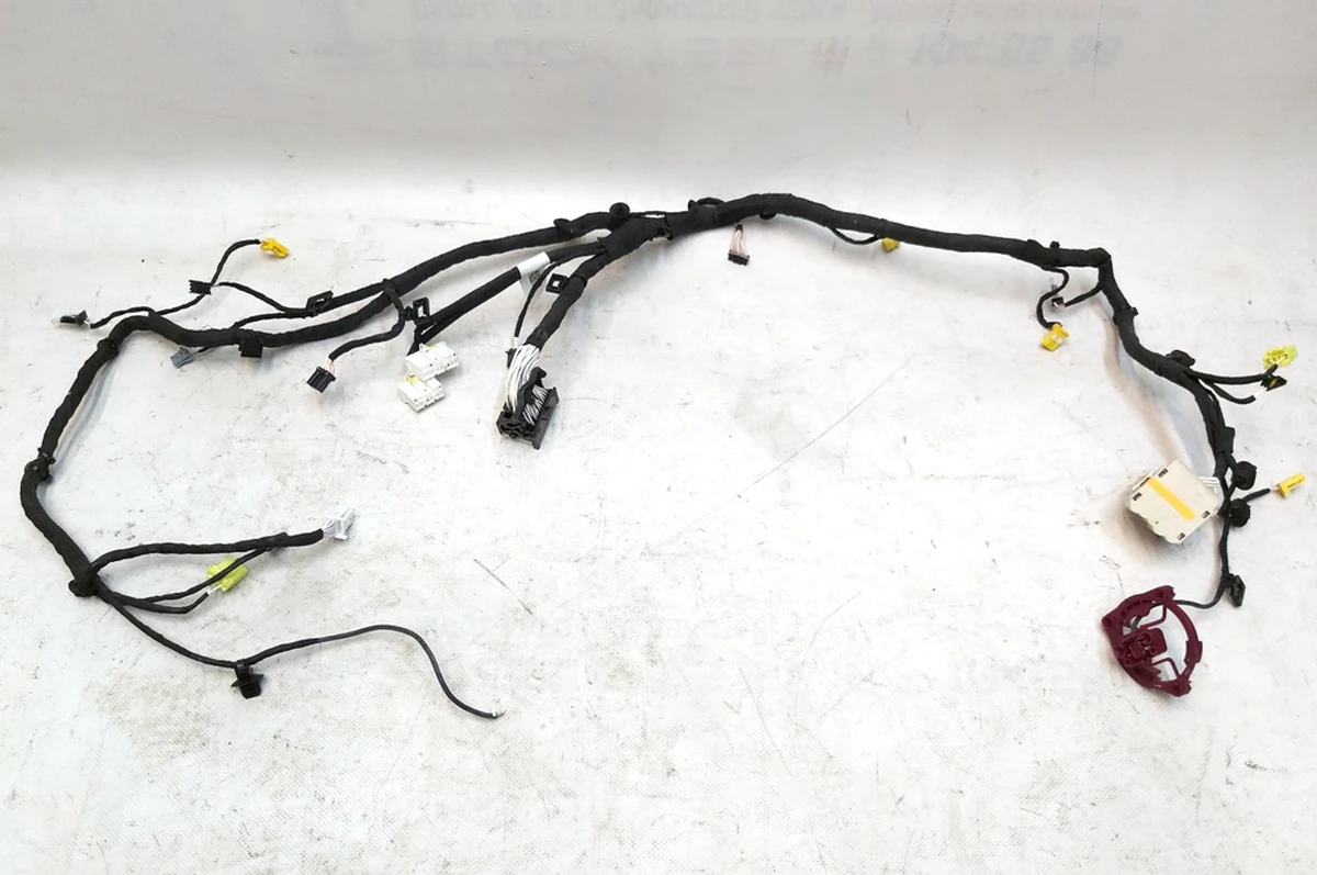 Електропроводка пентхауса основної батареї AWD Tesla model 3, model Y 1101938-00-J