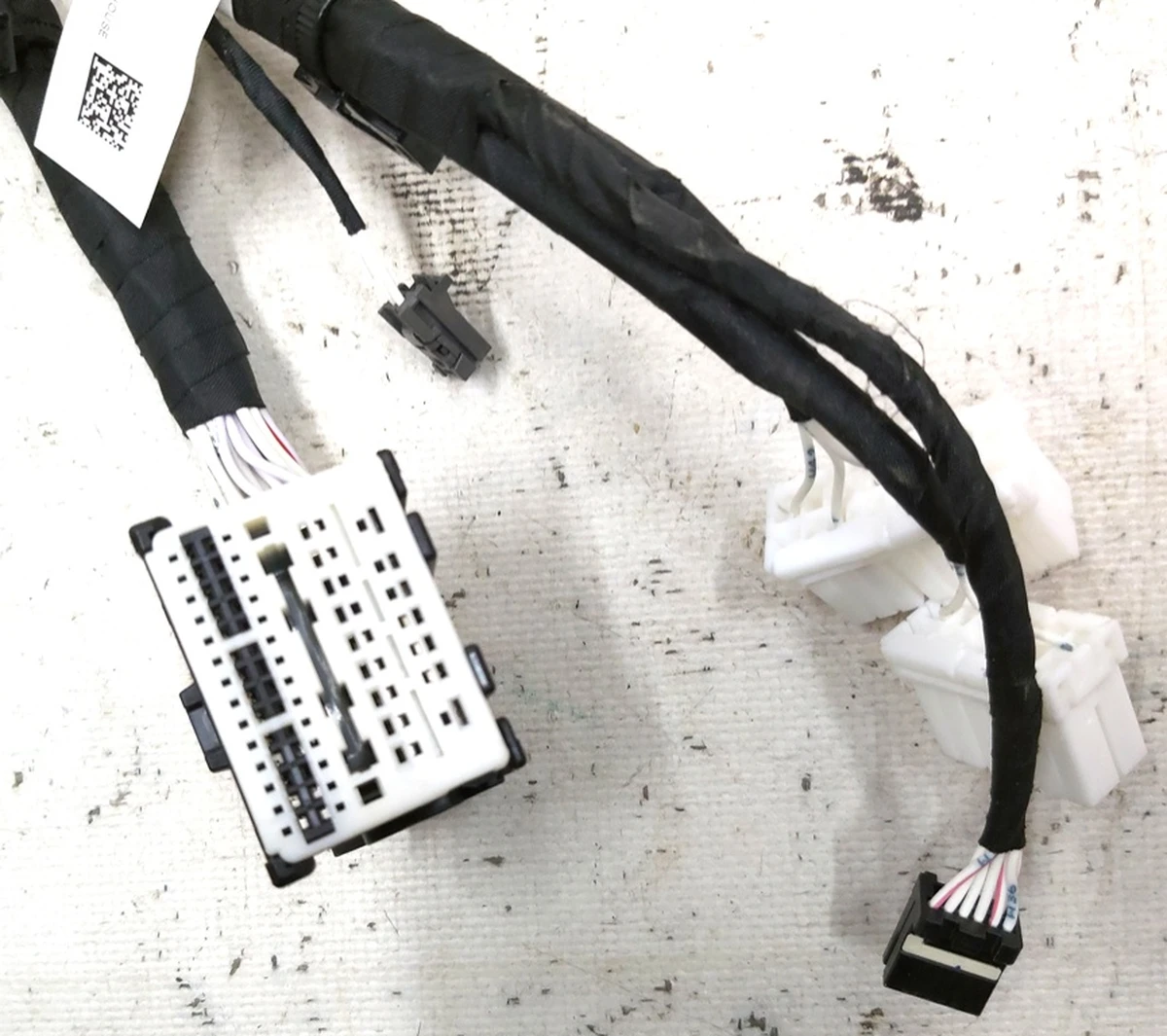 Електропроводка пентхауса основної батареї AWD Tesla model Y 1101938-00-M