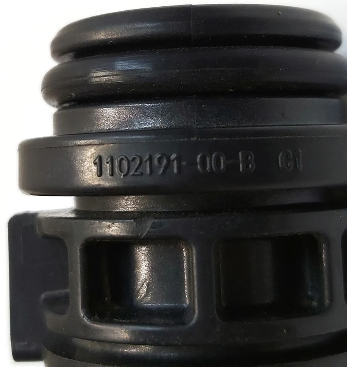 5 Fluid coupling assembly - 180 degree Vda-18, Straight Tesla Model 3, Model Y 1102177-00-E