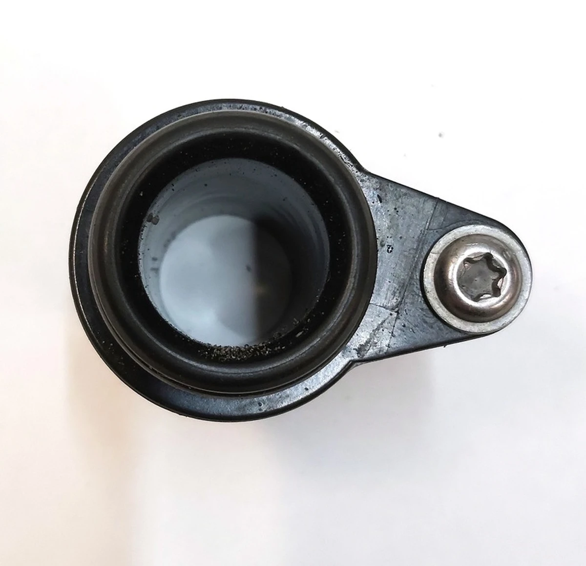 4 Штуцер (патрубок) системи охолодження інвертора переднього заднього мотора короткий VDA-18,180DEG,70A Tesla Model 3, Model Y 1102177-00-E