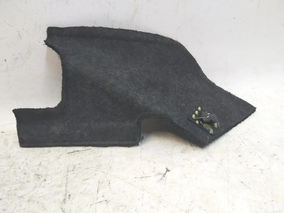 23 Обшивка стойки C низ левый (5 мест) Tesla model X 1102536-00-B