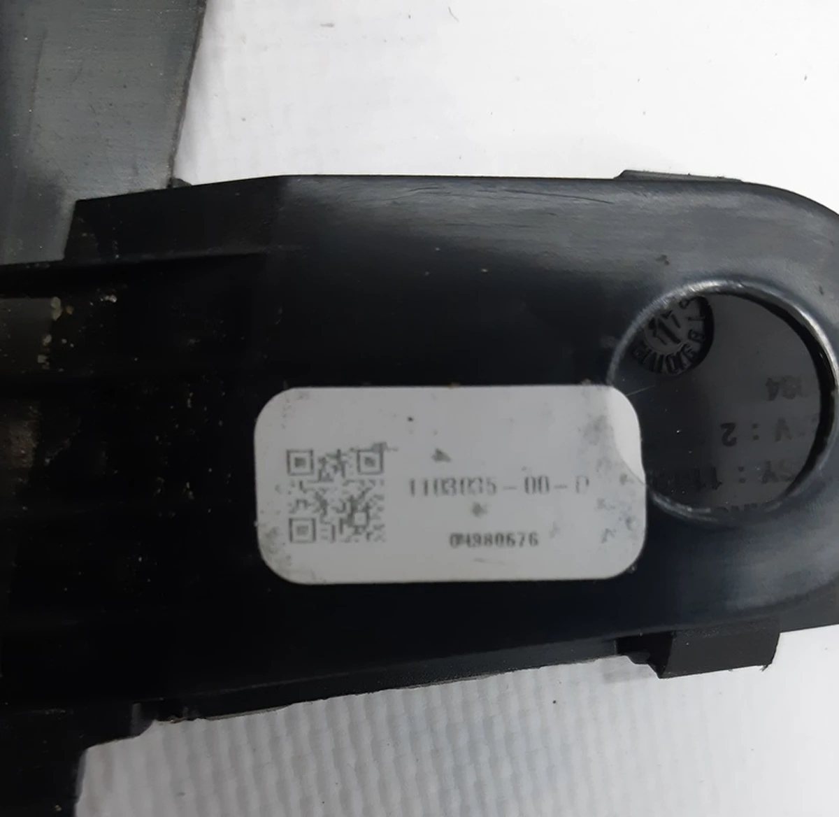 12 Rr Fascia, Lower, Assy structural (lip) with damage Tesla model 3 1103035-00-D