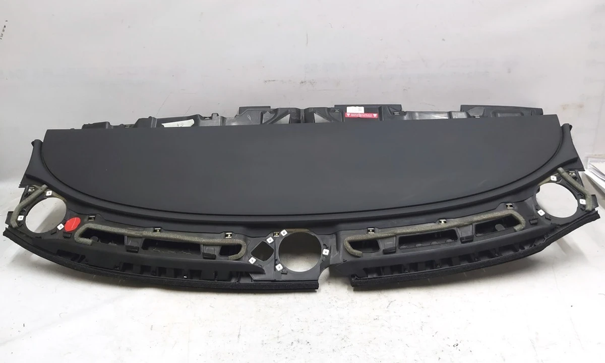 1 Пластиковий каркас інструментальної панелі (торпедо) Tesla model 3 1083401-05-J