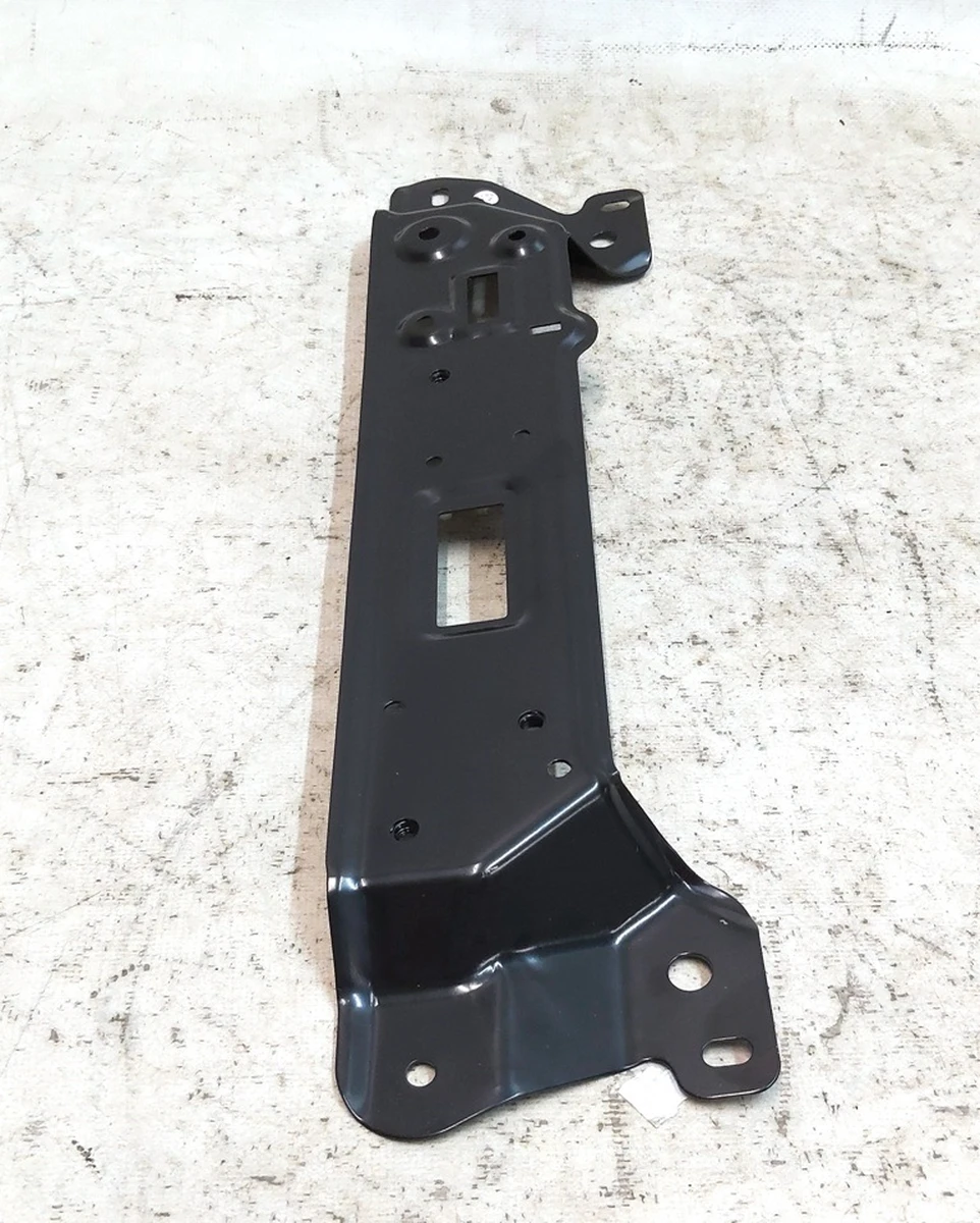 3 FEM RADAR BRKT Tesla model 3 1103760-00-C