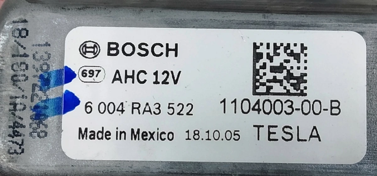 1 1ST ROW HEIGHT MOTOR ASSEMBLY Tesla model 3, model Y 1096682-S0-B