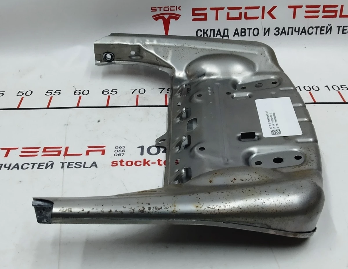 12 Элемент нижней части каркаса сиденья 1-го ряда Tesla model 3 1107103-00-H