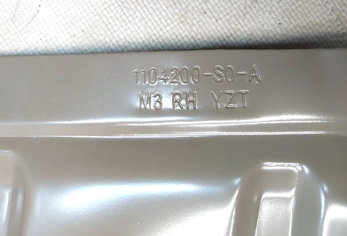 26 ASSEMBLY - REAR WHEELHOUSE OUTER EXTENSION - RIGHT Tesla model 3 1104200-S0-A