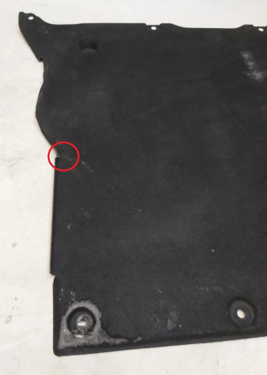 4 Захист днища переднього підрамника ( войлок) з пошкодженням Tesla model 3 1104312-00-B, 1499151-00-C