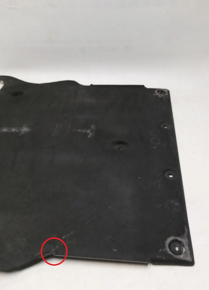 4 FRONT AERO - LWRT with damage Tesla model 3 1104312-00-B, 1499151-00-C