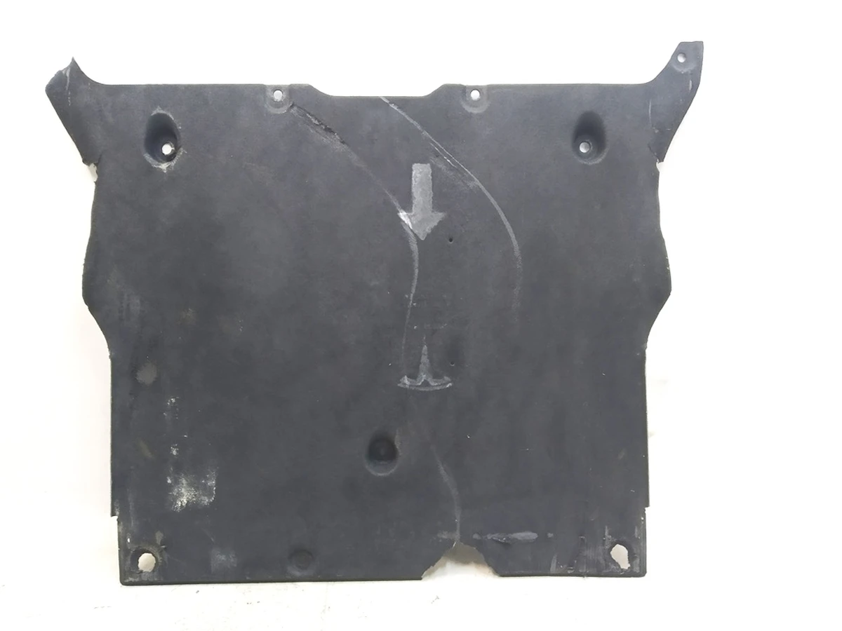 4 Захист днища переднього підрамника ( войлок) з пошкодженням Tesla model 3 1104312-00-B, 1499151-00-C